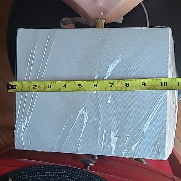 💋Lips Lamp - Picture 9 of 13